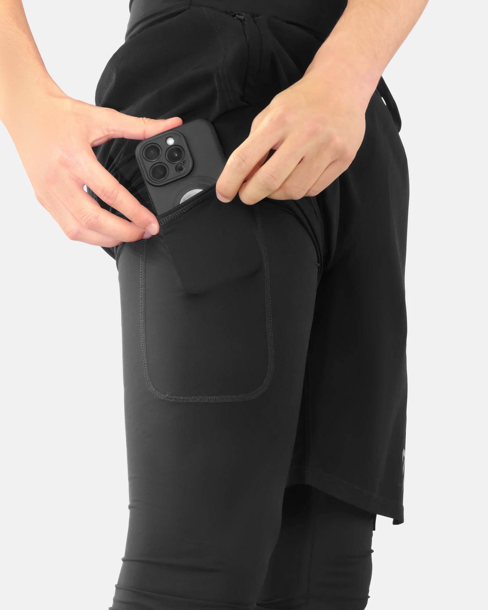 7ayaa Performance Shorts construction detail